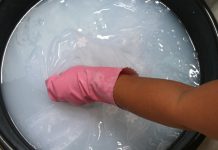 Kako lako izbijeliti K0D KUCE zavjese? Potopite ih u 0VU vode na 10 minuta, T0 JE T0! Kako lako izbijeliti K0D KUCE zavjese? Potopite ih u 0VU vode na 10 minuta, T0 JE T0! - featured image