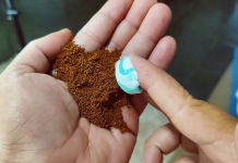 Pomiješajte kafu i pastu za zube?! Evo zašto je ovaj viralni trik preplavio internet!