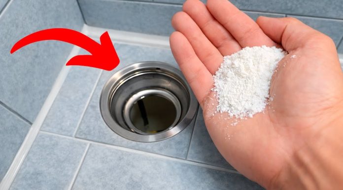 Sipaj niz odvod – SVI hotelski čistači ovo rade! 💥 (NISAM OČEKIVAO) 🤯 Sipaj niz odvod – SVI hotelski čistači ovo rade! 💥 (NISAM OČEKIVAO) 🤯 - featured image