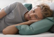 Da li je istina da muškarci poslije 50-te NE MOGU MEDA u krevetu – evo do koje godine su u punoj snazi