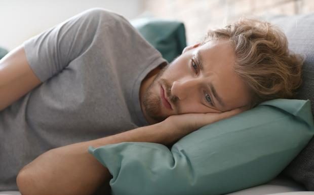 Da li je istina da muškarci poslije 50-te NE MOGU MEDA u krevetu – evo do koje godine su u punoj snazi