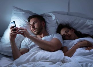 DŽABA BRISANJE PORUKA: Otkriven trik kako vidjeti s kim se dopisuju u 2 ujutro – sve ostaje zapisano OVDJE